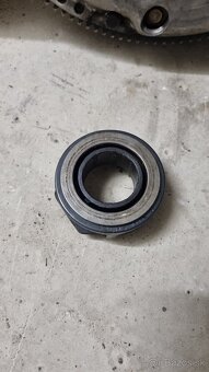 Dvojmotny zotrvacny so spojkou 1.9tdi AFN - 5