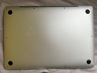 Macbook Air 13, 13,3 palca, i3, 8GB Ram, 256GB - 5