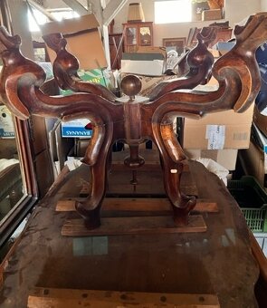 Krásny starožitný drevený stôl - A - 5