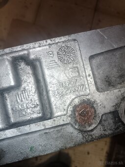 Predám hlavu valcov iveco daily 3l - 5