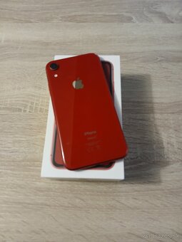 iPhone XR / 128GB Product Red Super stav - 5