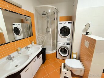 Svetlý, priestranný byt 87 m2 +7,04 m2 loggia, na skok… - 5