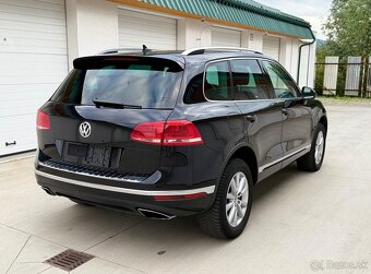 VW Touareg 3.0 TDI DSG 4Motion - 5