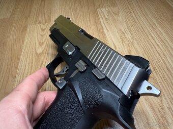 Airsoftová pištoľ P-VIRUS F226 - čierna, celokov, GBB, WE - 5