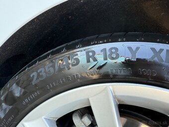 Škoda modus 235/45 r18 - 5