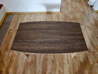 STOLÍK DO OBÝVAĆKY - 5