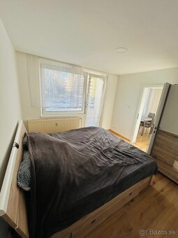 🏡ModernĂ˝ 2-izbovĂ˝ byt na SĂdlisku III, na ulici Antona PrĂd - 5