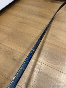 Nová hokejka Bauer vapor Flylite - 5