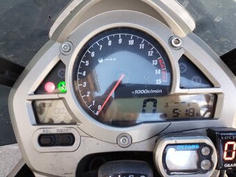 Honda Hornet 600 - 5