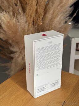 iPhone 8 plus red 256 GB - 5