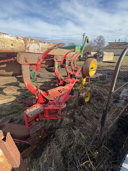 Otočný pluh Pötinger Servo 4+1 - 5