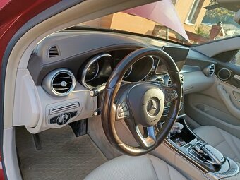 Predám Mercedes C - 5