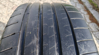 Letné pneu 265/40 R20 --- BRIDGESTONE - 5