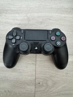 PS4 Pro ( playstation 4 Pro ) - 5