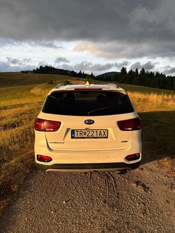KIA Sorento 2.2 AWD - 5