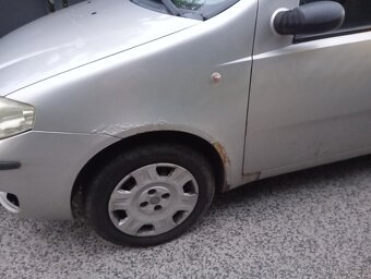 Fiat Punto 2004 - 5