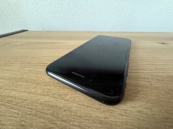 Iphone 13 128GB čierny a iphone SE 2020 128GB čierny - 5
