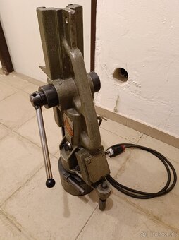Predám magnetický stojan VJ 432 - 5