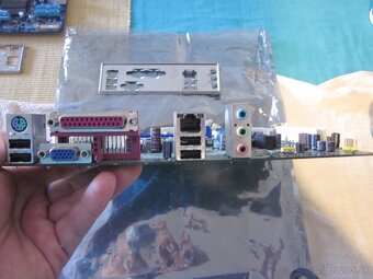 Intel Desktop Board DH61WW - 5