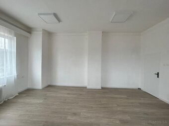 Na prenájom kancelária s parkovaním centrum Banská Bystrica - 5