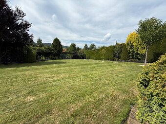 Predaj rodinnej vily s krásnou záhradou 1250 m2 | Stránske | - 5
