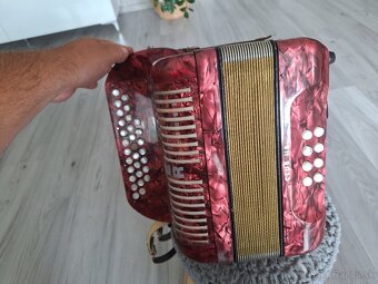Heligonka hohner club - 5