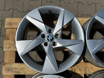 R17 5x100 Original Skoda KAMIQ - SCALA - VOLANS 6.5J ET40 - 5