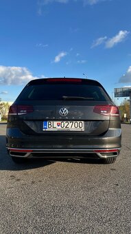 Volkswagen Passat Elegance - 5