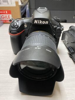 Nikon D810 + Nikon AF-S DX 18-105mm + - 5