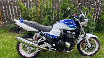 Suzuki gsx 1400 - 5