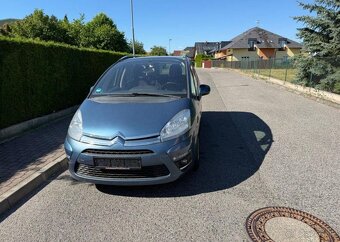 Citroën C4 Picasso 1,6i klima , 7 Míst benzín manuál 88 kw - 5