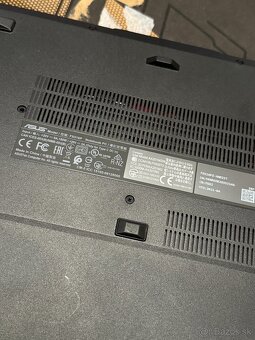 Predám ASUS TUF Dash F15 - i7/RTX 3050 Ti/16 GB RAM/1 TB SSD - 5