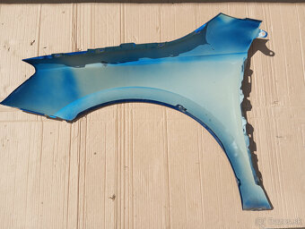 Predám blatník na skoda fabia 4 . - 5