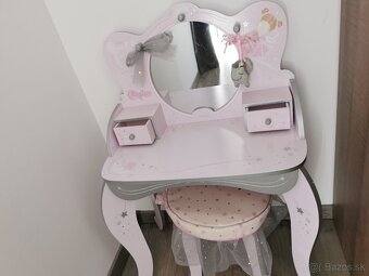 Detsky kozmeticky stolik - 5