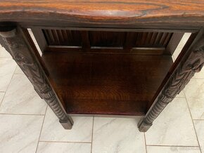 Starožitný konzolový stolek v neogotickém stylu - 5