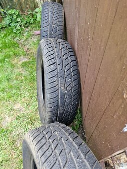 Predám zimné pneumatiky R15 - 5