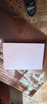 Samsung Galaxy Book Go LTE - 5