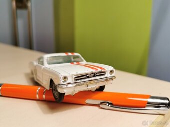Corgi toys Ford Mustang fastback - 5