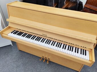 Moderné Piano dovoz celá SR - 5