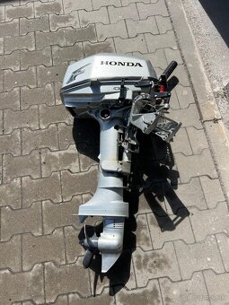 Nafukovací čln Honda a motor Honda 5 Hp - 5
