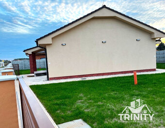 Na predaj 4- izbová novostavba rodinného domu v obci Dvory n - 5