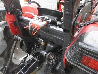 Malotraktor YANMAR RS24D s čelním nakladačem - 5