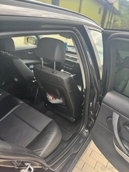 BMW 320d 2011 - 5