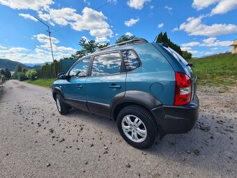 Hyundai TUCSON 2.0 benzín 4x4 165 000km - 5