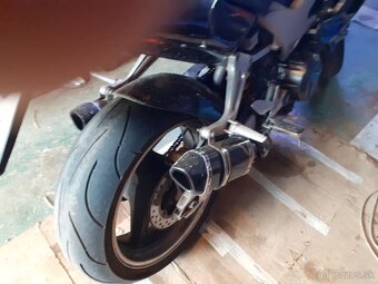 Honda vtr 1000 - 5