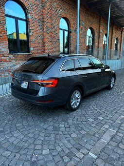 Superb 2.0tdi 110kw DSG MATRIX VIRTUAL - 5