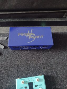 pedalboard s efektami , overdrive delay autowah looper .. - 5