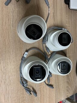 Predam 4 kamery hikvision 5mpx - 5