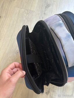 Predám úplne novú ergonomickú školskú tašku značky Baagl - 5