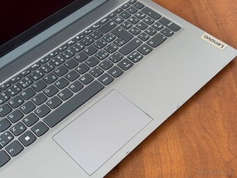 Lenovo IdeaPad 3 4GB / 128GB Silver - 5
